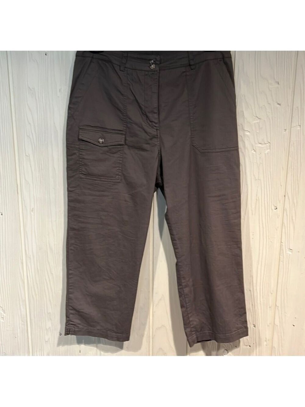 Violets & ROSES Olive Green Cropped Ankle Pants size 16